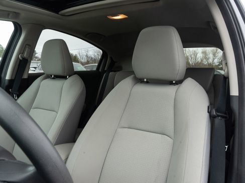 Used 2020 Honda HR-V EX image 11