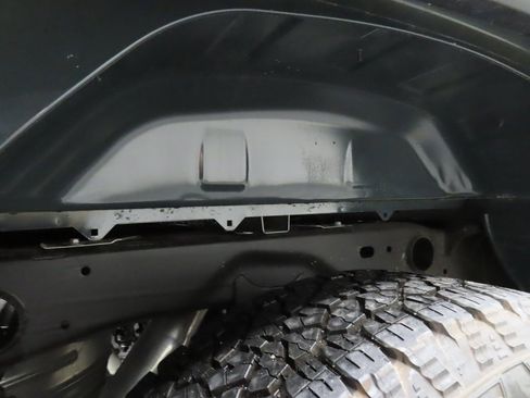 Used 2025 Chevrolet Silverado 2500 LT w/ Trail Boss Package image 39