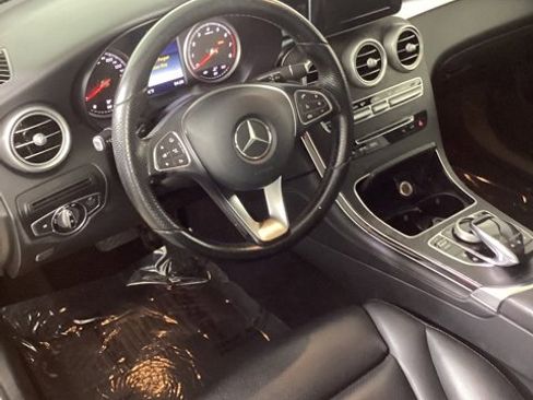 Used 2016 Mercedes-Benz GLC 300 4MATIC image 10
