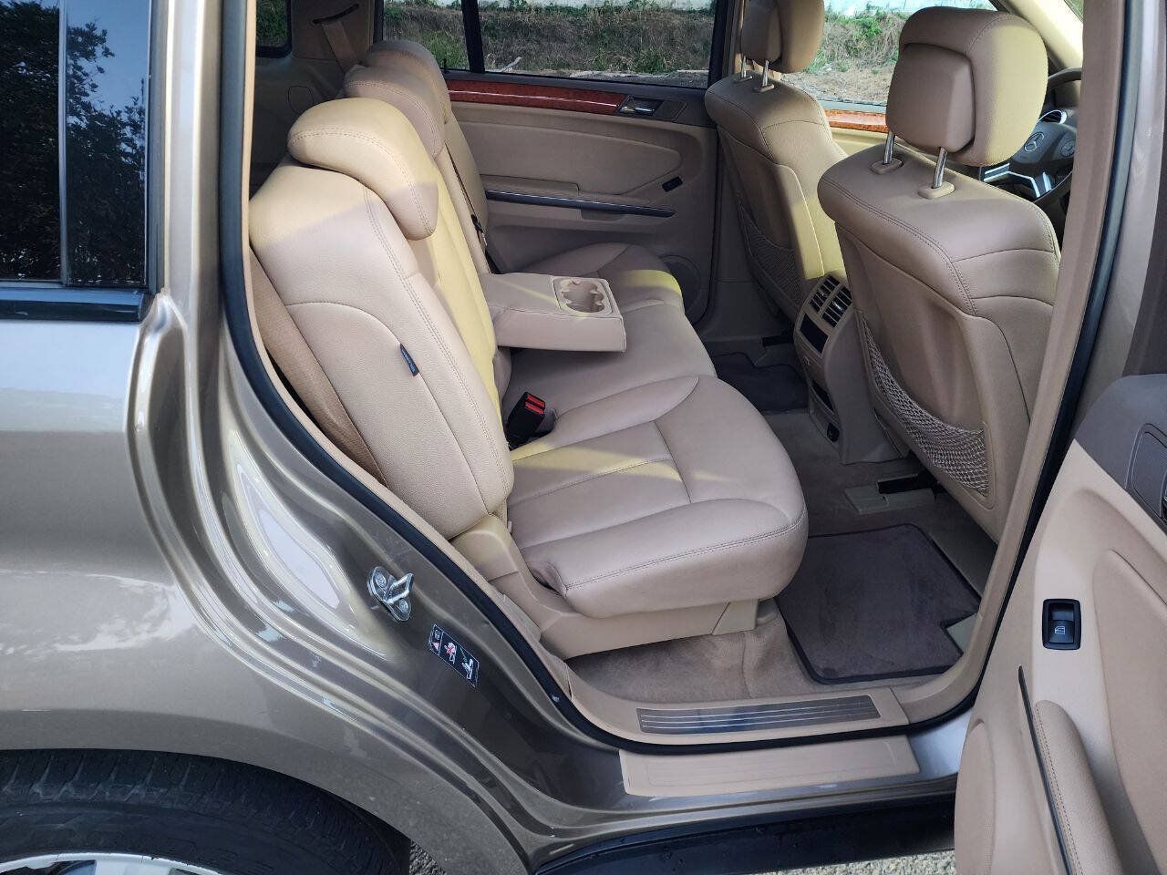 Used 2009 Mercedes-Benz GL 450 4MATIC image 23