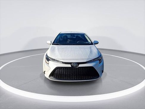 Certified 2020 Toyota Corolla LE FWD image 5