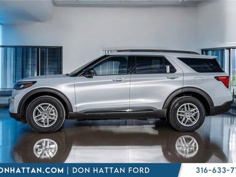 New 2026 Ford Explorer Active image 2