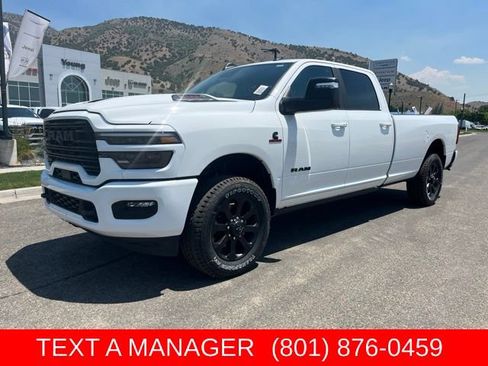 New 2026 RAM 3500 Laramie AWD/4WD image 7