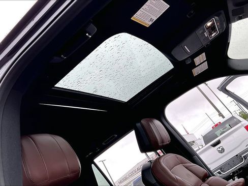 Used 2025 Lincoln Navigator L Reserve AWD/4WD image 29