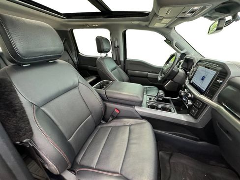 Used 2022 Ford F150 Lariat w/ Equipment Group 502A High AWD/4WD image 16