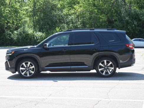 Used 2023 Honda Pilot Elite image 22