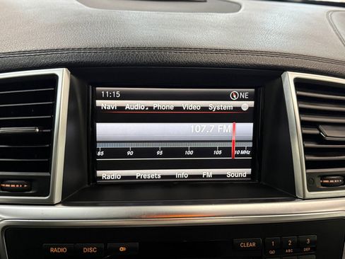 Used 2013 Mercedes-Benz GL 450 GL 450 4MATIC Sport Utility 4D w/ Premium 2 Pkg image 36