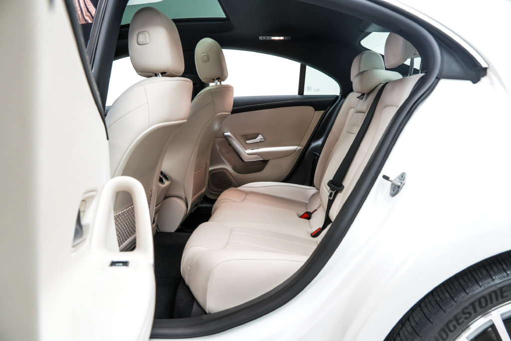 Used 2022 Mercedes-Benz CLA 250 4MATIC image 19
