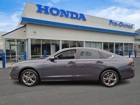 Used 2023 Honda Accord EX image 7