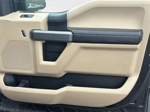 Used 2018 Ford F150 XLT w/ Equipment Group 301A Mid image 10