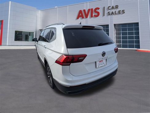 Used 2024 Volkswagen Tiguan S image 9