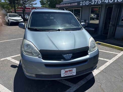 Used 2005 Toyota Sienna FWD image 12