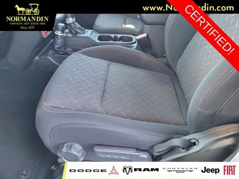 Certified 2026 Jeep Gladiator Mojave AWD/4WD image 17