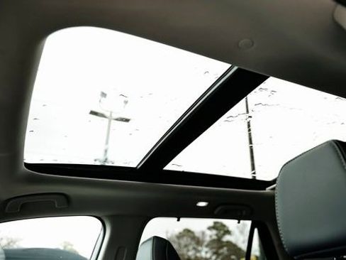 New 2026 Honda Pilot Touring image 25