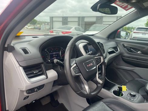 Used 2022 GMC Terrain SLE w/ Driver Convenience Package FWD image 10