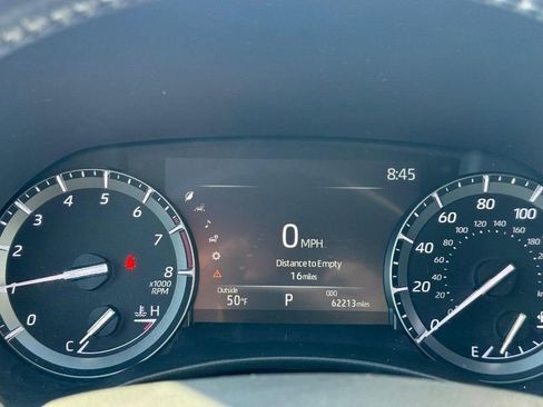 Used 2021 Toyota Highlander XSE image 23