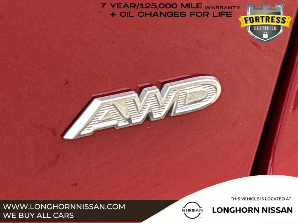 Used 2025 Chrysler Pacifica Select AWD/4WD image 7