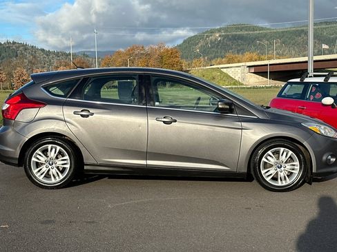 Used 2012 Ford Focus SEL image 2