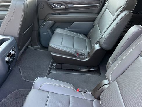 Used 2022 GMC Yukon XL Denali w/ Max Trailering Package RWD image 15
