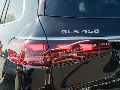 New 2026 Mercedes-Benz GLS 450 4MATIC image 7
