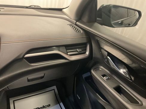 Used 2022 GMC Terrain AT4 w/ Infotainment Package II image 27