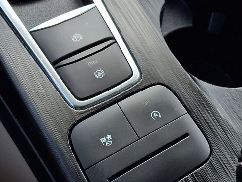 Used 2022 Ford Escape SEL image 24