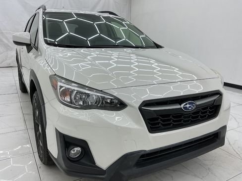 Used 2020 Subaru Crosstrek 2.0i Premium w/ Moonroof Package 2 AWD/4WD image 3