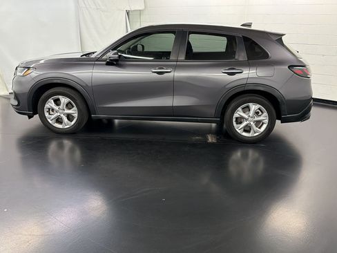 Certified 2024 Honda HR-V LX image 2