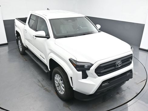 New 2026 Toyota Tacoma SR5 image 20