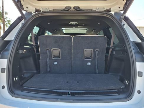 Used 2025 Jeep Grand Cherokee L Limited w/ Luxury Tech Group II RWD image 30