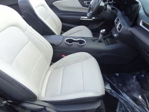 Used 2024 Ford Mustang Premium RWD image 9