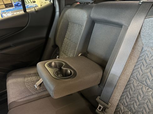 Used 2024 Chevrolet Equinox LT image 25