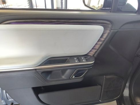 Used 2022 Rivian R1T Adventure image 20