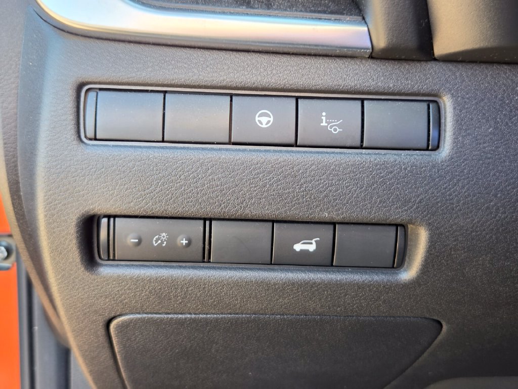 Used 2022 Nissan Rogue Platinum w/ Head-Up Display Package FWD image 29