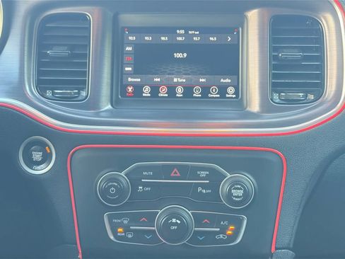 Used 2018 Dodge Charger SXT w/ Blacktop Package RWD image 24