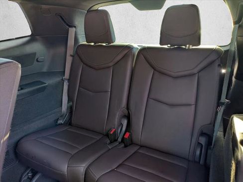 Used 2020 Cadillac XT6 Premium Luxury image 19