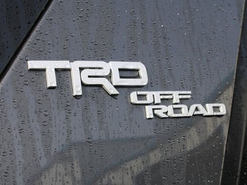 Used 2022 Toyota 4Runner TRD Off-Road Premium image 11