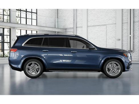 New 2026 Mercedes-Benz GLS 450 4MATIC image 2