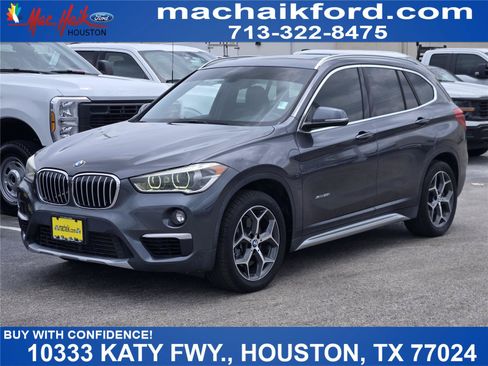 Used 2017 BMW X1 xDrive28i AWD/4WD image 1