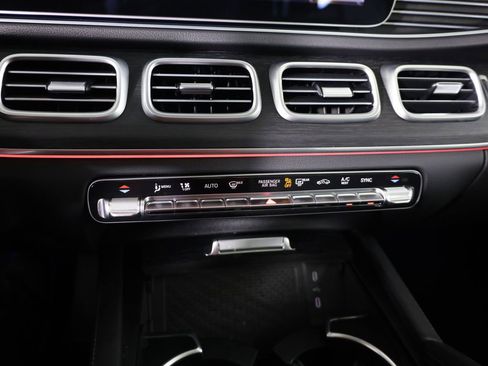 Certified 2026 Mercedes-Benz GLE 450 4MATIC image 16