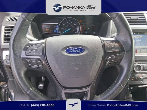 Used 2017 Ford Explorer XLT w/ Equipment Group 202A AWD/4WD image 11