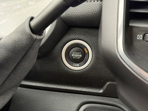 Used 2025 RAM 2500 Laramie image 21