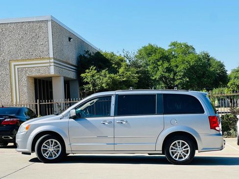 Used 2015 Dodge Grand Caravan SXT FWD image 6