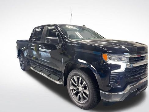 Used 2024 Chevrolet Silverado 1500 LT AWD/4WD image 8