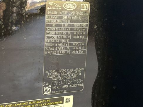 New 2026 Land Rover Defender 130 X-Dynamic SE AWD/4WD image 21
