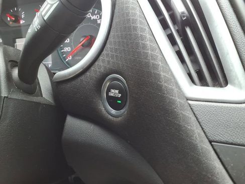 Used 2024 Chevrolet Malibu LT image 22