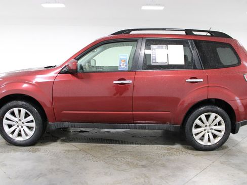 Used 2013 Subaru Forester 2.5X Premium w/ All-Weather Plus Pkg image 4