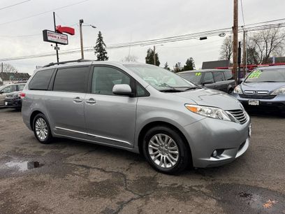 Used 2013 Toyota Sienna XLE