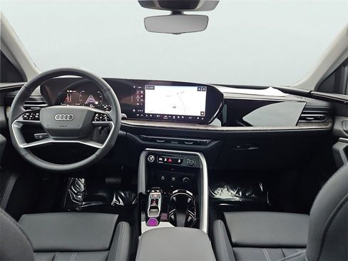 New 2025 Audi Q5 Premium Plus image 5