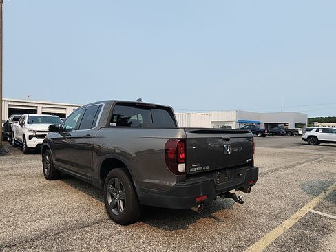 Used 2021 Honda Ridgeline RTL image 3